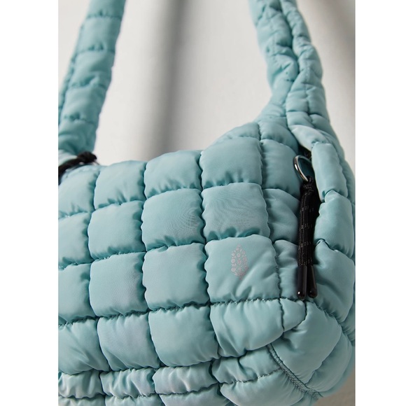 NWT Sterling Blue Free People Movement Quilted Sling Bag - Picture 2 of 8